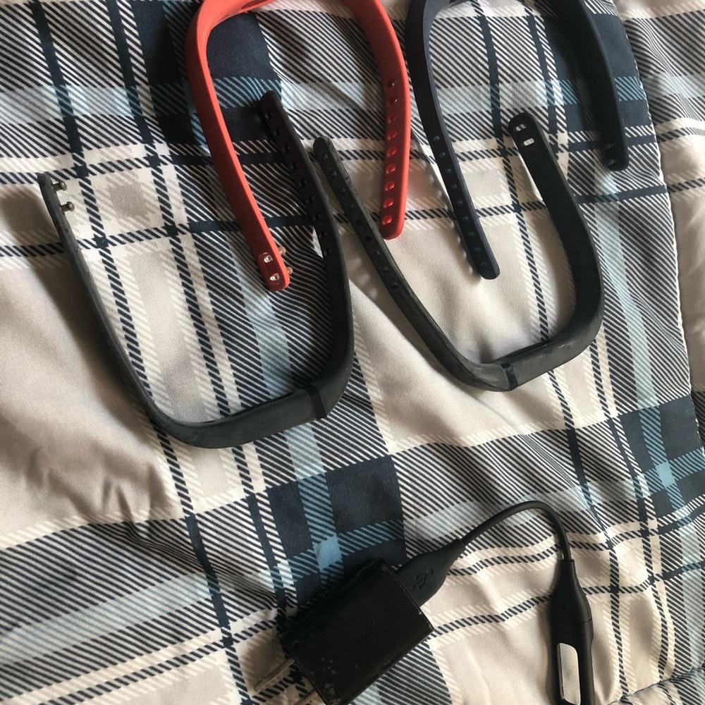 Fitbit (set of 4 bands)